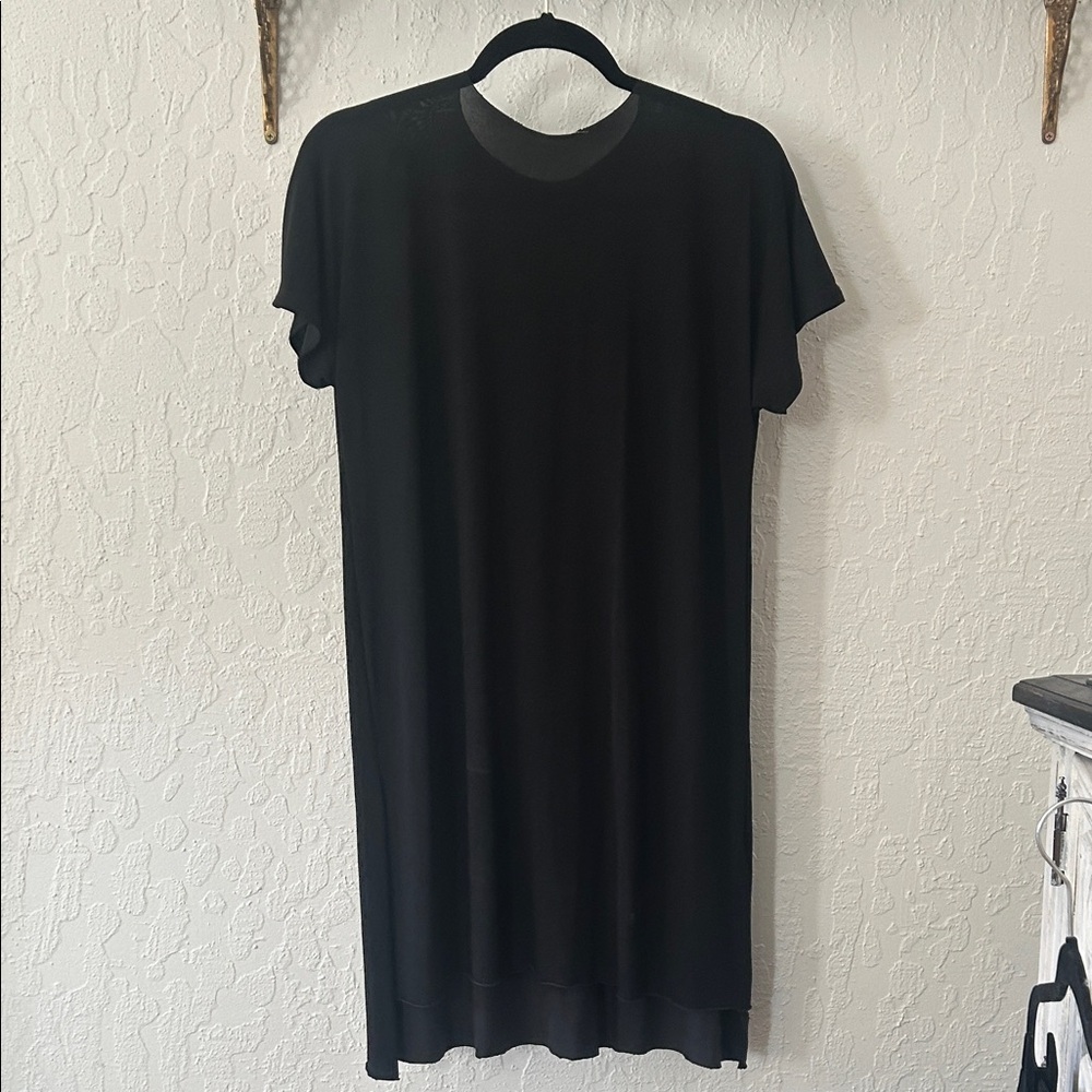 Black Lace Detail T-Shirt Dress - Picture 3 of 7